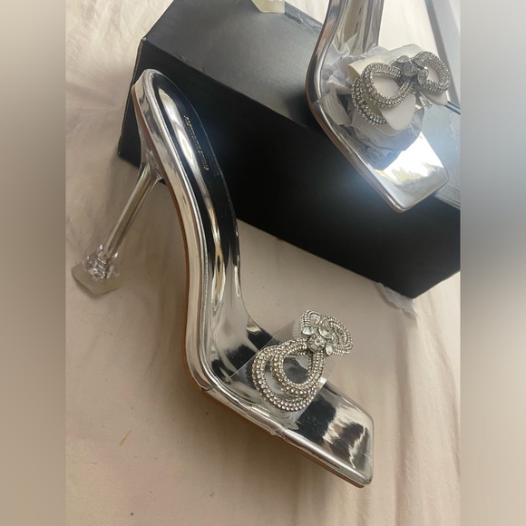 Silver PU Square Toe Bow Detail Cake Stand High Heeled Mules - Picture 5 of 7